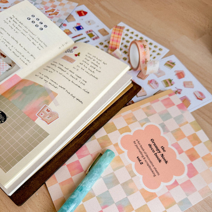 The Grumpy Nook Deco Book: Vol 2